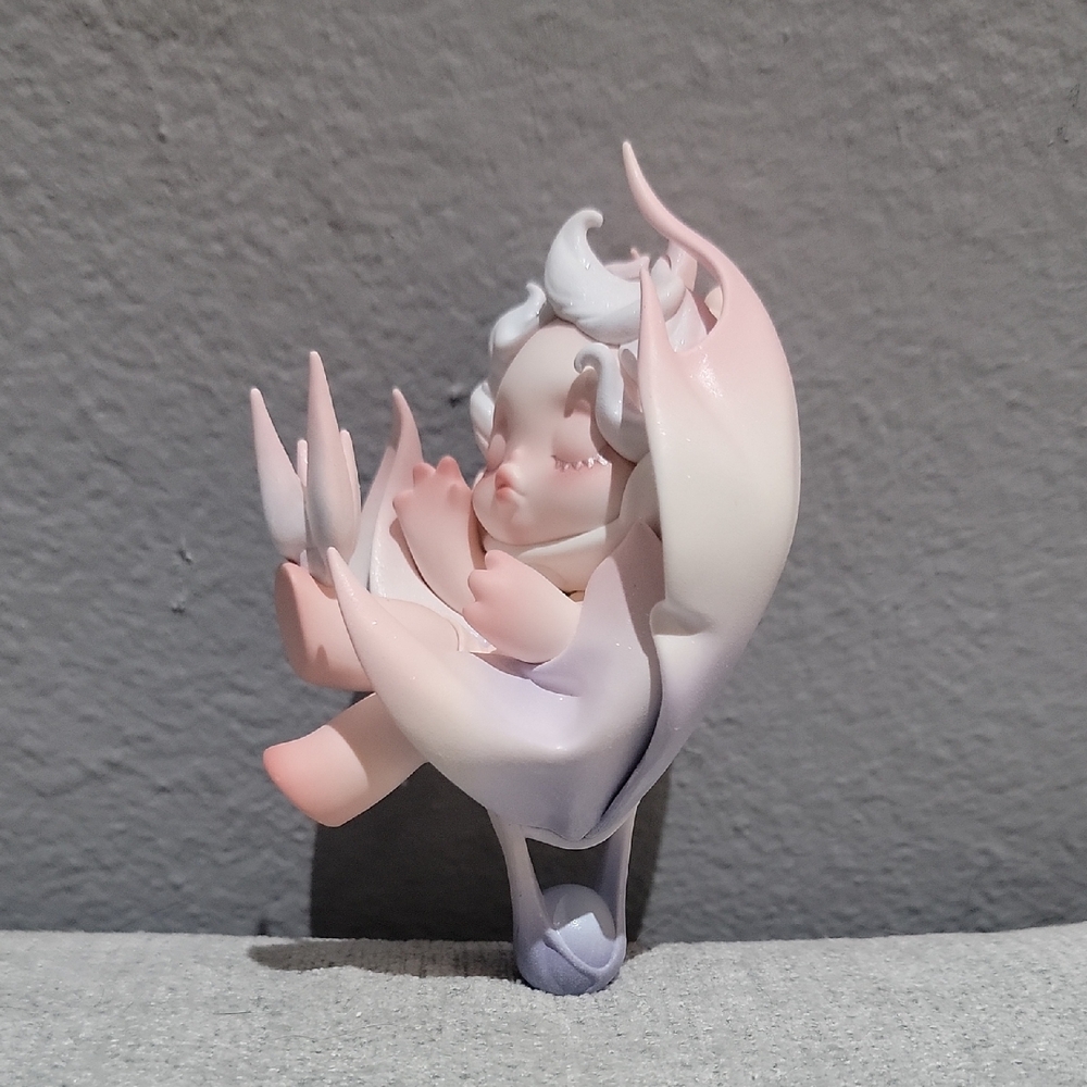 Pop Mart The Paradox Series The Hold